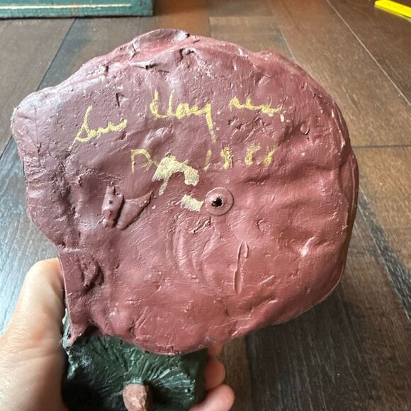 Vintage 1988 resin Santa Claus 9” old world Christmas decor - Picture 7 of 8